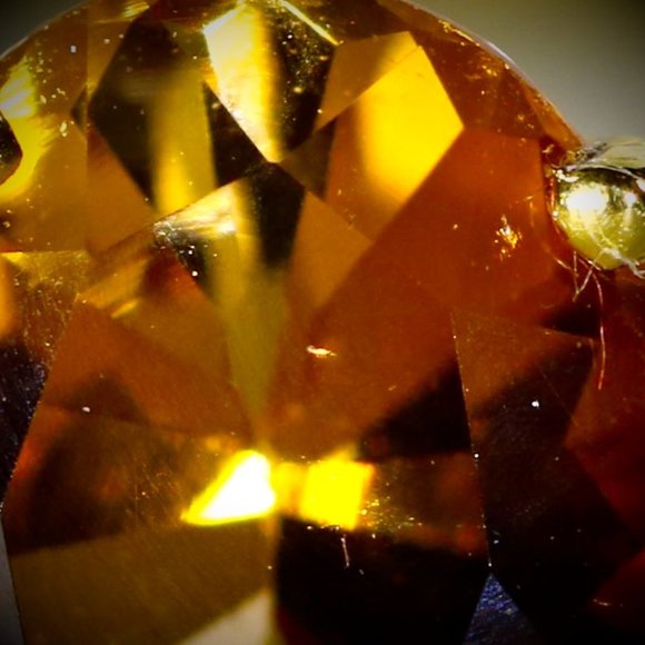 Orange Tourmaline 1.38ct Solid 18K Gold Ring - Picture 3 of 8